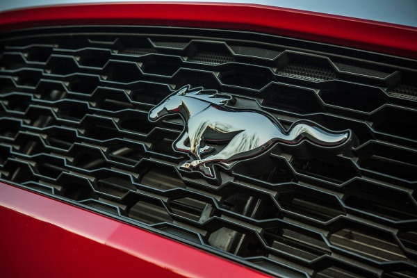 2016 Ford Mustang EcoBoost Premium Coupe Front Badge