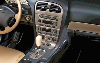 2005 Ford Thunderbird Center Console