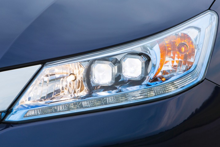 2015 Honda Accord Hybrid Touring Sedan LED Headlamp Detail