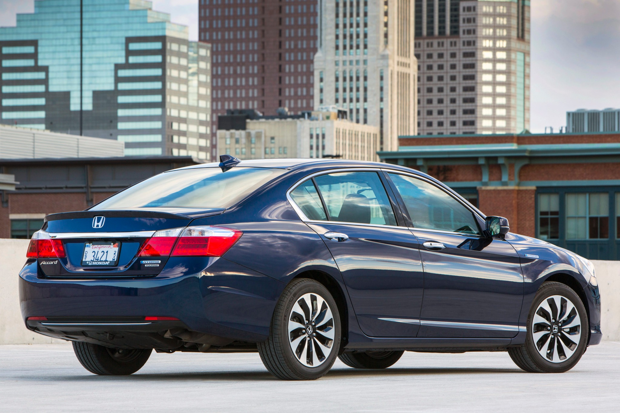 2015 Honda Accord Hybrid Touring Sedan Exterior
