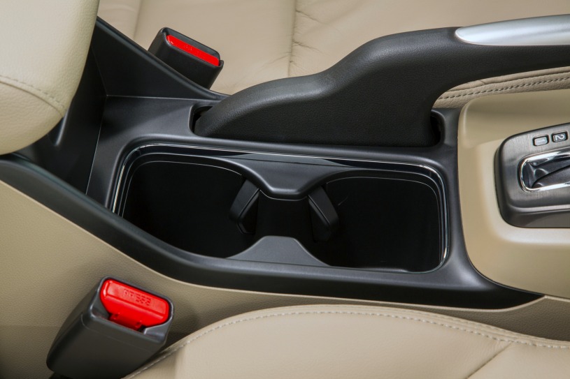 2014 Honda Civic EX-L Sedan Cupholders