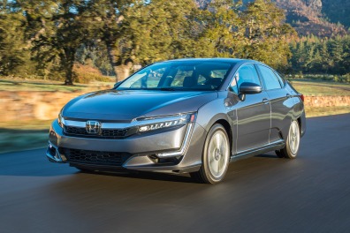 2018 Honda Clarity Touring Plug-In Hybrid Sedan Exterior
