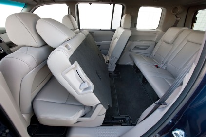 2013 Honda Pilot Touring 4dr SUV Interior