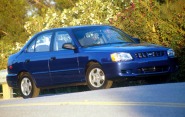 2000 Hyundai Accent 4 Dr GL Sedan