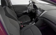 2012 Hyundai Accent GLS Interior