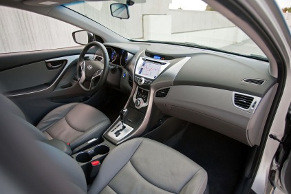 2013 Hyundai Elantra Limited Sedan Interior
