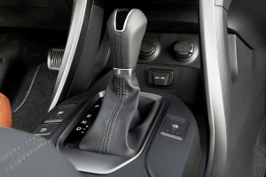 2014 Hyundai Santa Fe Sport 2.0T 4dr SUV Shifter