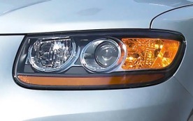 2012 Hyundai Santa Fe Limited Headlamp Detail