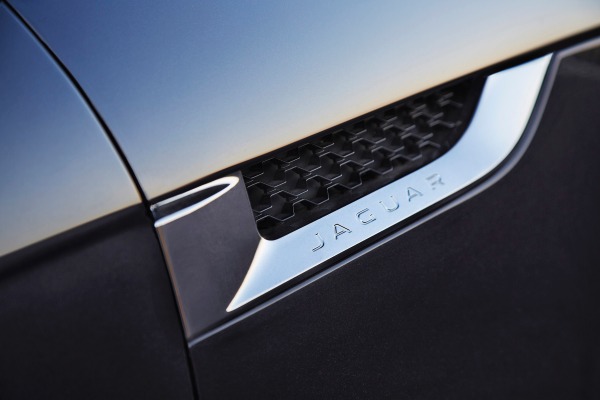 2017 Jaguar F-TYPE S Coupe Fender Badge