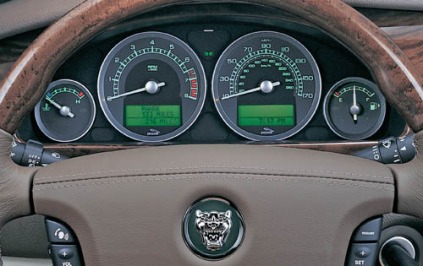 2005 Jaguar S-Type Gauge Cluster