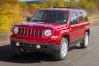 2016 Jeep Patriot Latitude 4dr SUV Exterior Shown
