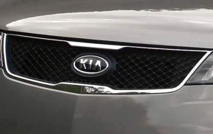 2010 Kia Forte SX Badging