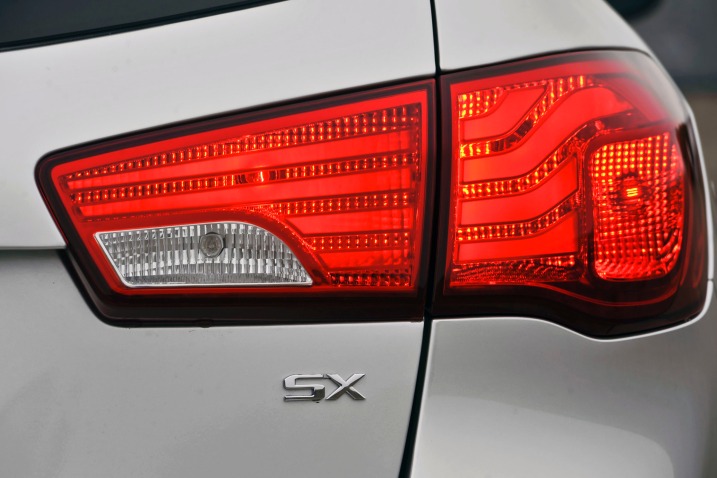 2013 Kia Forte SX 4dr Hatchback Rear Badge