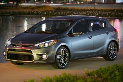 2016 Kia Forte SX 4dr Hatchback Exterior. Premium Tech Package Shown.