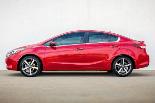 2017 Kia Forte EX Sedan Exterior Shown