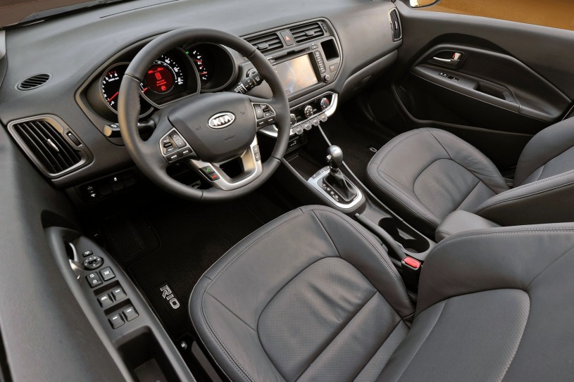 2013 Kia Rio SX 4dr Hatchback Interior