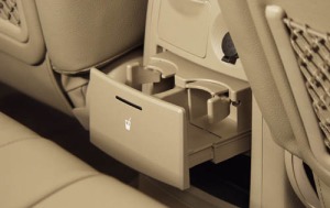 2003 Kia Sorento Rear Cupholders Shown