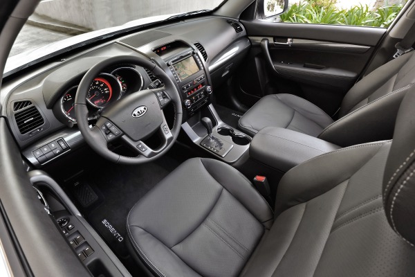 2013 Kia Sorento SX 4dr SUV Interior