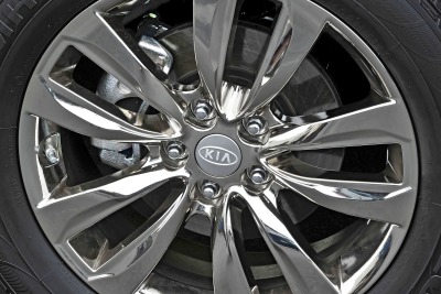 2013 Kia Sorento SX 4dr SUV Wheel