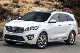 2017 Kia Sorento Limited 4dr SUV Exterior Shown