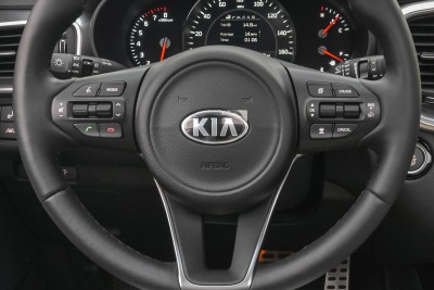 2018 Kia Sorento SX Limited 4dr SUV Steering Wheel Detail