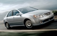 2004 Kia Spectra LX 4dr Sedan
