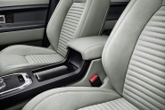 2016 Land Rover Discovery Sport HSE LUX 4dr SUV Interior Detail