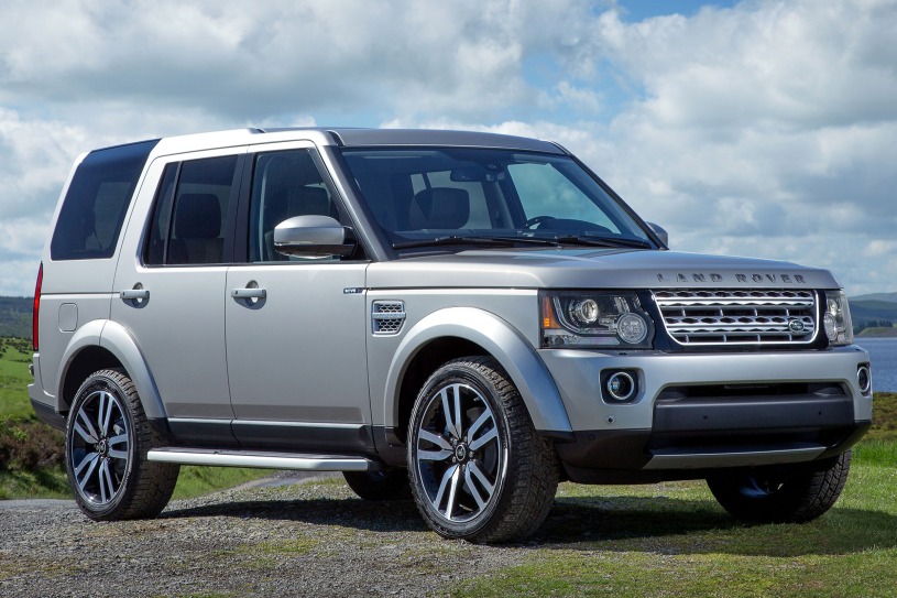 2016 Land Rover LR4 HSE LUX 4dr SUV Exterior. Options Shown.