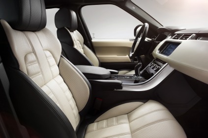 2014 Land Rover Range Rover Sport SE 4dr SUV Interior