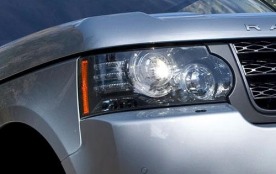 2011 Land Rover Range Rover HSE Headlamp Detail