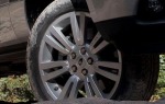 2011 Land Rover Range Rover HSE Wheel Detail