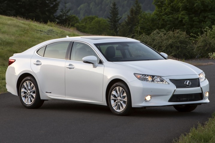 2013 Lexus ES 300h Sedan Exterior