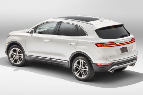 2016 Lincoln MKC Select 4dr SUV Exterior. Options Shown.