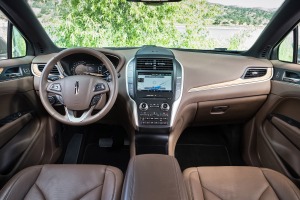 2017 Lincoln MKC Select 4dr SUV Dashboard