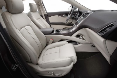 2017 Lincoln MKX Reserve 4dr SUV Interior Shown