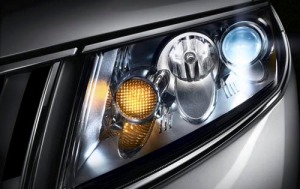 2011 Lincoln MKZ Hybrid Headlamp Detail