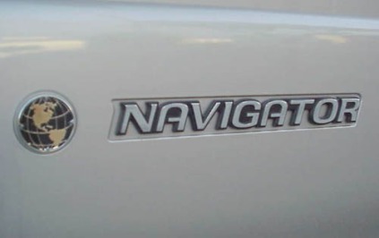 2000 Lincoln Navigator Side Badging