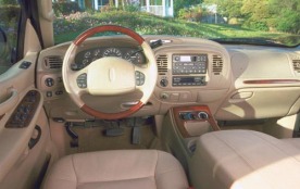 2001 Lincoln Navigator 2WD 4dr SUV 4WD
