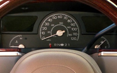 2004 Lincoln Town Car Gauge Cluster