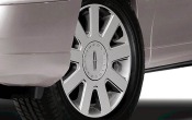 2008 Lincoln Town Car Signature Limited Wheel Detail