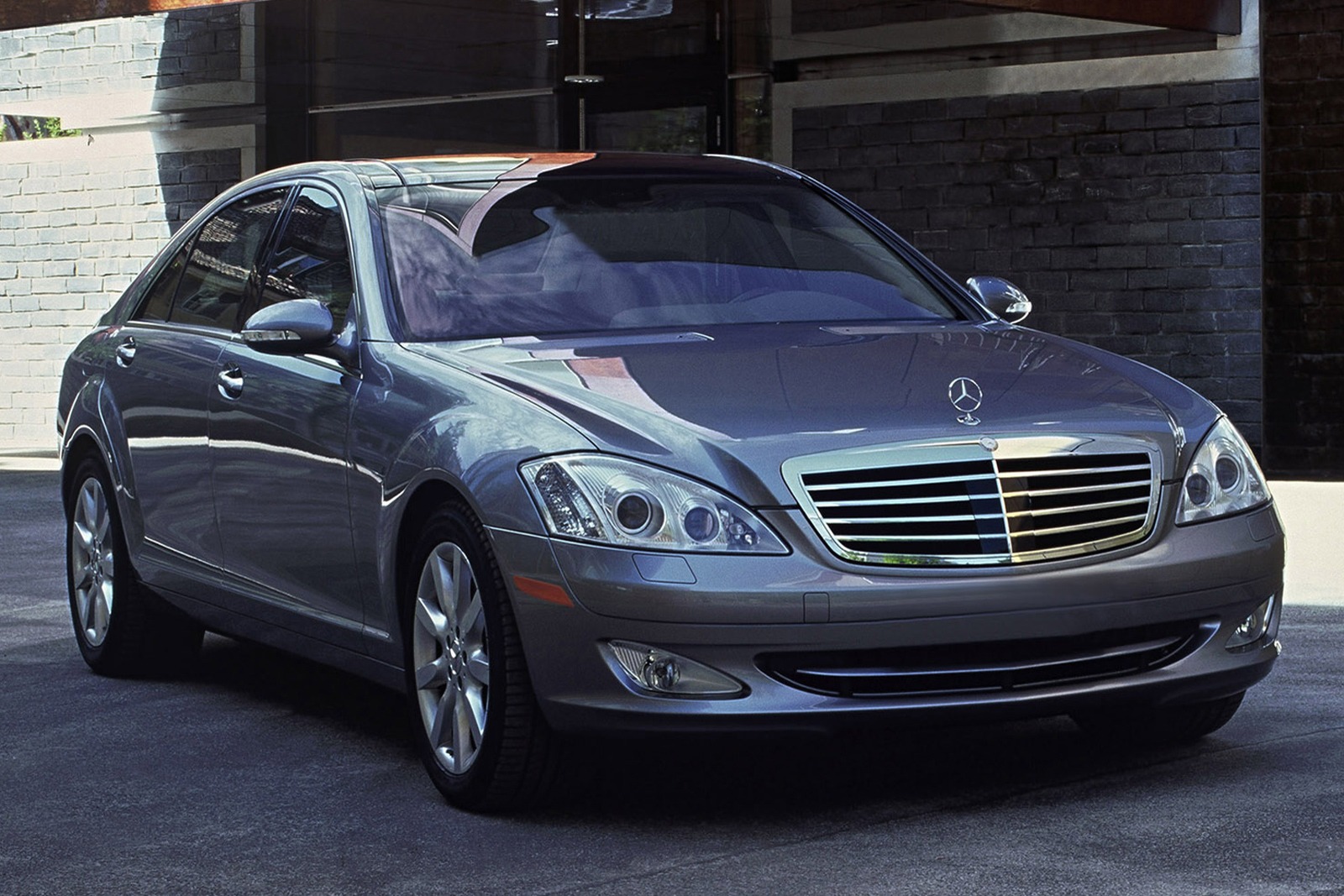 2007 Mercedes-Benz S-Class S550 Sedan Exterior