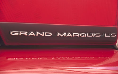 2001 Mercury Grand Marquis LS 4dr Sedan 