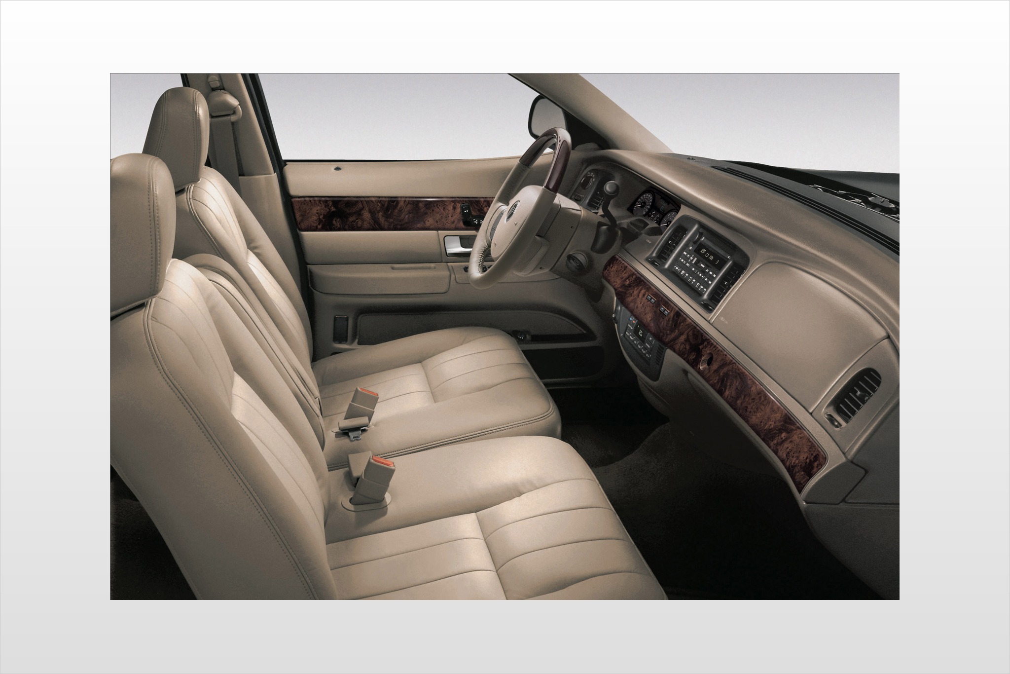 2007 Mercury Grand Marquis LS Sedan Interior