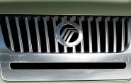 2008 Mercury Mariner Hybrid Front Grille and Badging