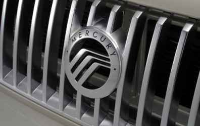 2004 Mercury Monterey Front Grille and Badging