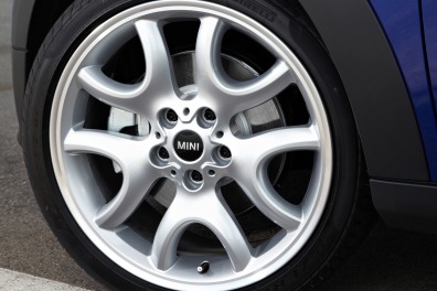 2013 MINI Cooper Paceman S ALL4 2dr Hatchback Wheel