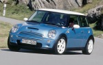 2002 MINI Cooper S 2dr Hatchback Shown