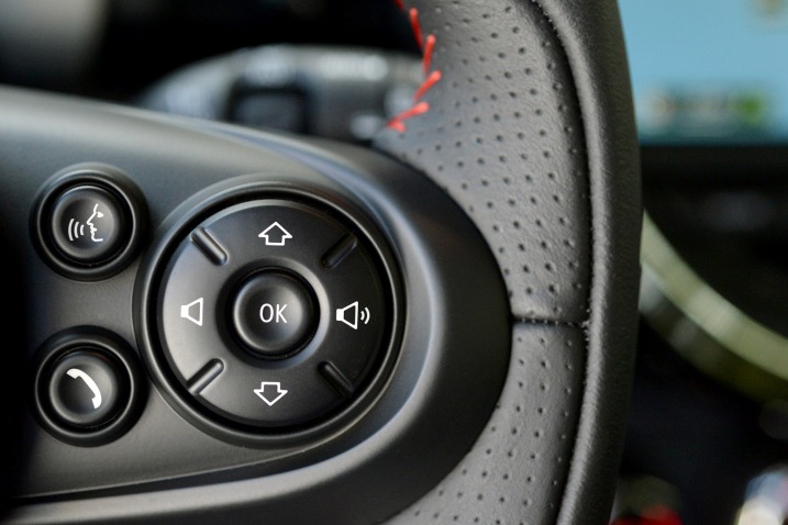 2014 MINI Cooper 2dr Hatchback Steering Wheel Detail