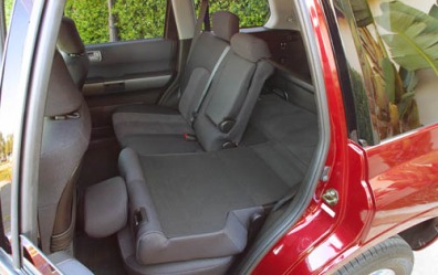 2004 Mitsubishi Endeavor XLS Rear Interior