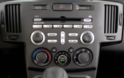 2007 Mitsubishi Endeavor SE Center Console